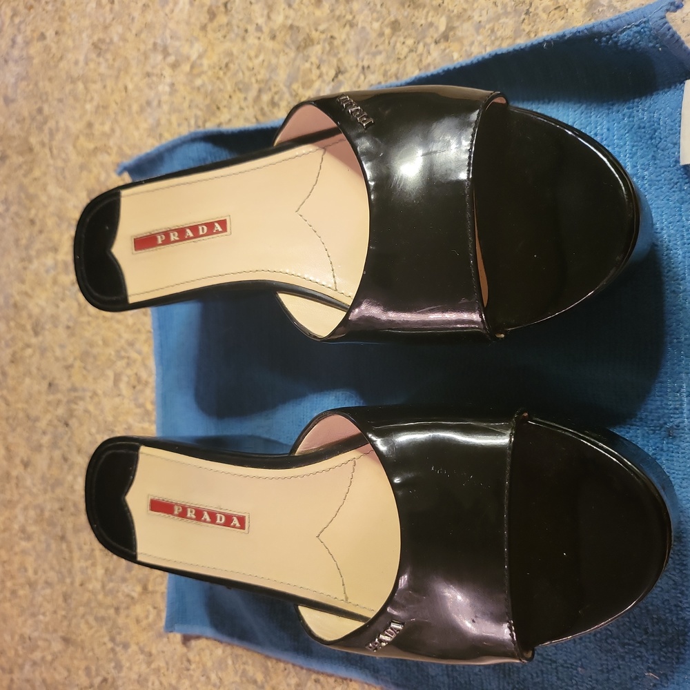 Authentic PRADA HEELS